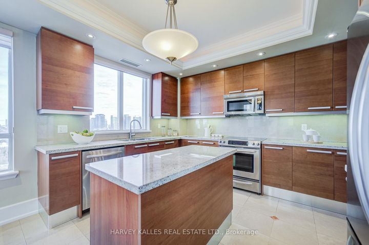 Photo 14 at 1602B - 660 Sheppard Avenue E, Bayview Village, Toronto