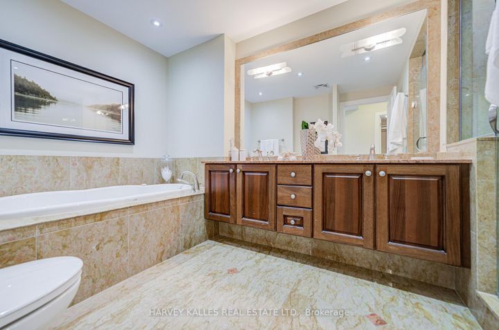 Photo 27 at 1602B - 660 Sheppard Avenue E, Bayview Village, Toronto