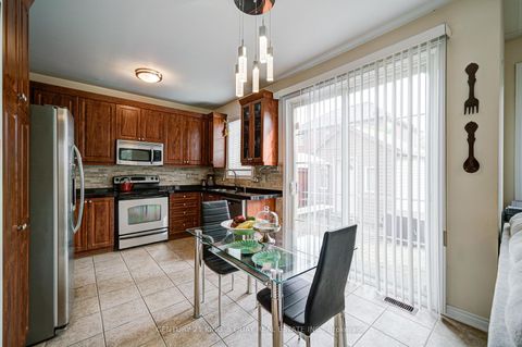 Photo 12 at 1 Lourakis Street, Jefferson, Richmond Hill