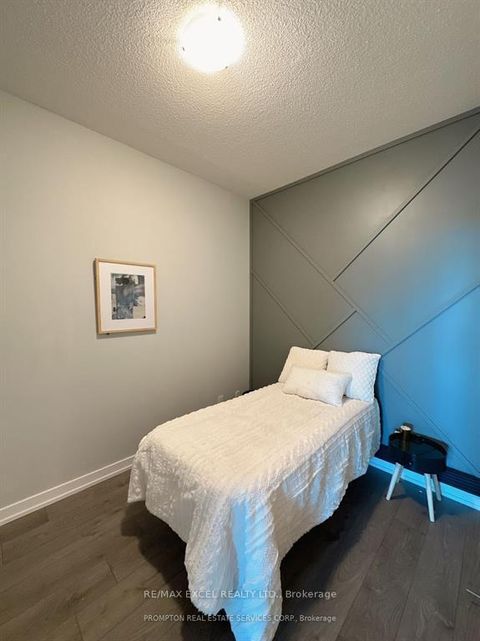 Photo 11 at 503 - 297 College Street, Chinatown, Toronto