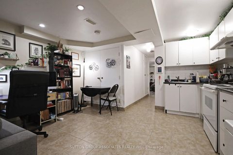 Photo 40 at 20 Ashdale Avenue, Coxwell, Toronto