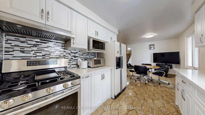 Photo 10 at 93A Wanstead Avenue, Oakridge, Toronto