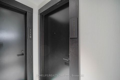 Photo 13 at 1111 - 117 Broadway Avenue, Mount Pleasant West, Toronto