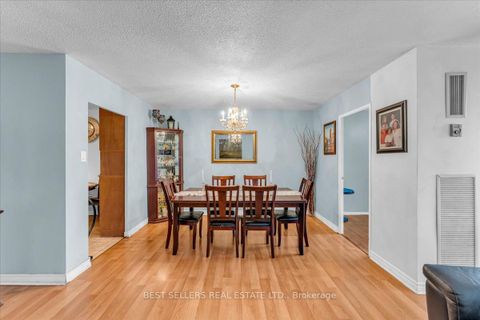 Photo 5 at 208 - 627 The West Mall, West Deane, Toronto