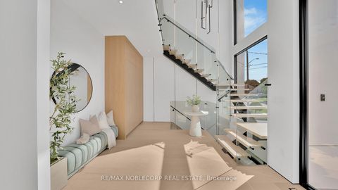 Photo 1 at 16 Deevale Road, CFB, Toronto