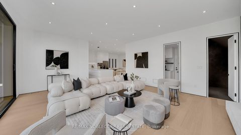 Photo 12 at 16 Deevale Road, CFB, Toronto