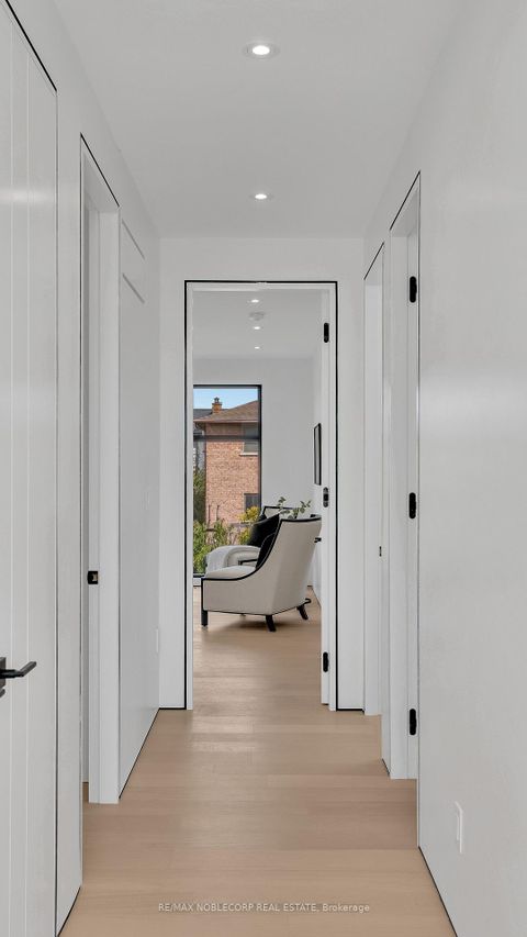 Photo 21 at 16 Deevale Road, CFB, Toronto