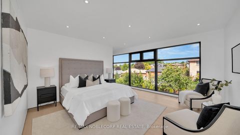 Photo 22 at 16 Deevale Road, CFB, Toronto