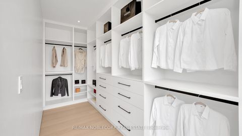 Photo 24 at 16 Deevale Road, CFB, Toronto