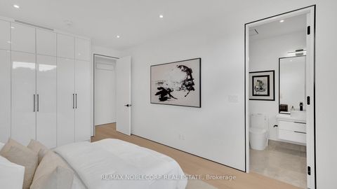 Photo 36 at 16 Deevale Road, CFB, Toronto