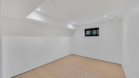 Photo 46 at 16 Deevale Road, CFB, Toronto