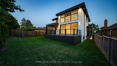 Photo 47 at 16 Deevale Road, CFB, Toronto