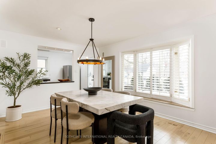 Photo 6 at 92 Delma Drive, Alderwood, Toronto