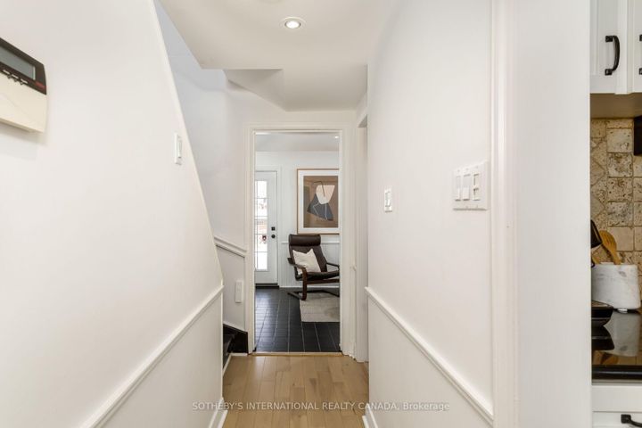 Photo 14 at 92 Delma Drive, Alderwood, Toronto