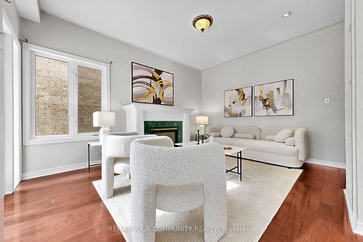 Photo 11 at 111 Worthington Avenue, Oak Ridges Lake Wilcox, Richmond Hill