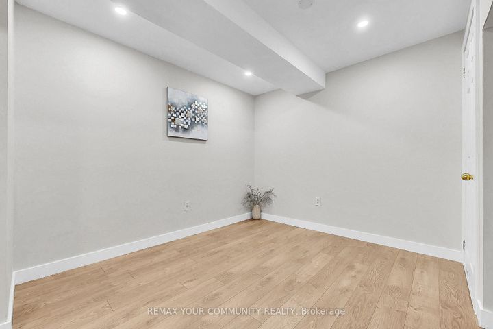 Photo 26 at 111 Worthington Avenue, Oak Ridges Lake Wilcox, Richmond Hill