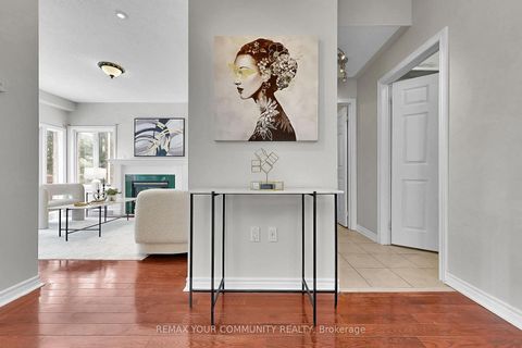 Photo 9 at 111 Worthington Avenue, Oak Ridges Lake Wilcox, Richmond Hill