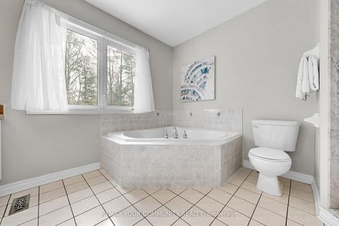 Photo 22 at 111 Worthington Avenue, Oak Ridges Lake Wilcox, Richmond Hill