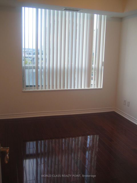 Photo 5 at 408 - 61 Town Centre Court, Bendale, Toronto