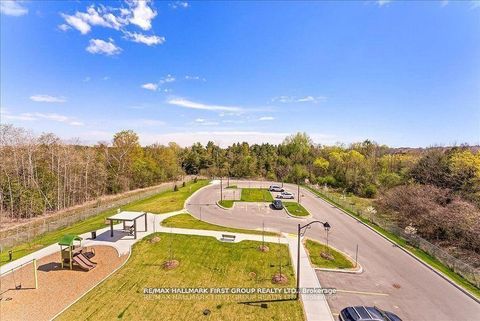 Photo 27 at 409 - 385 Arctic Red Drive, Windfields, Oshawa