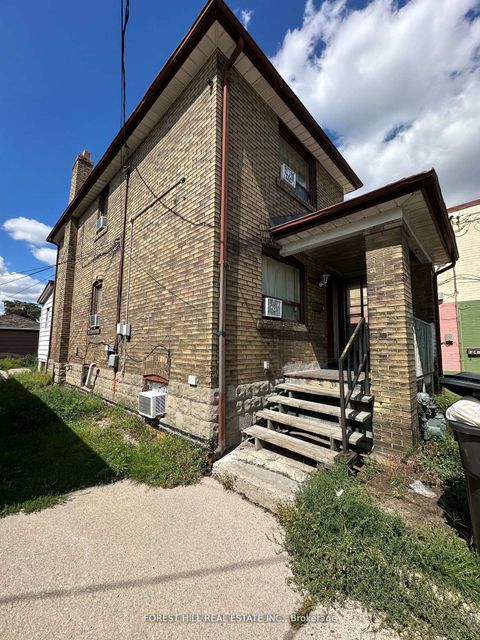 Photo 1 at 666 Jane Street, Smythe, Toronto