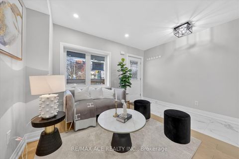 Photo 7 at 37 Secord Avenue, Crescent Town, Toronto