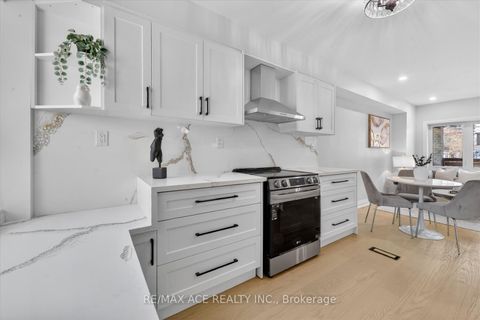 Photo 10 at 37 Secord Avenue, Crescent Town, Toronto