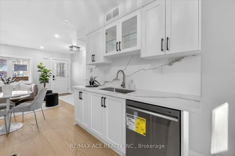 Photo 11 at 37 Secord Avenue, Crescent Town, Toronto