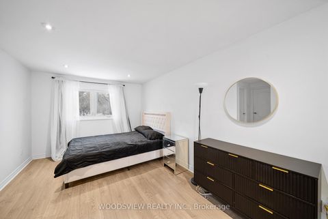 Photo 30 at 29 Misty Moor Drive, South Richvale, Richmond Hill