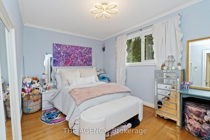 Photo 18 at 178 Millpond Court, Mill Pond, Richmond Hill