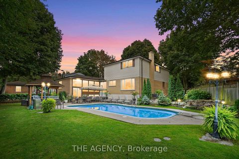 Photo 0 at 178 Millpond Court, Mill Pond, Richmond Hill