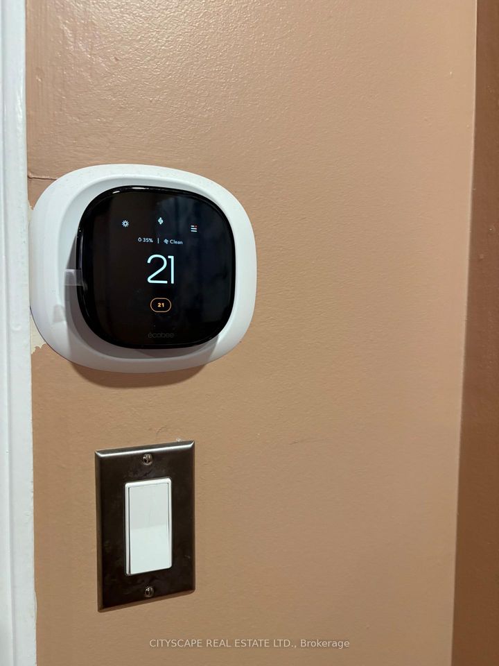 Photo 29 at 121 Tulip Drive, Fletcher's Creek South, Brampton