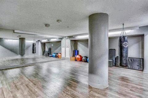 Photo 27 at 617 - 38 Joe Shuster Way, South Parkdale, Toronto