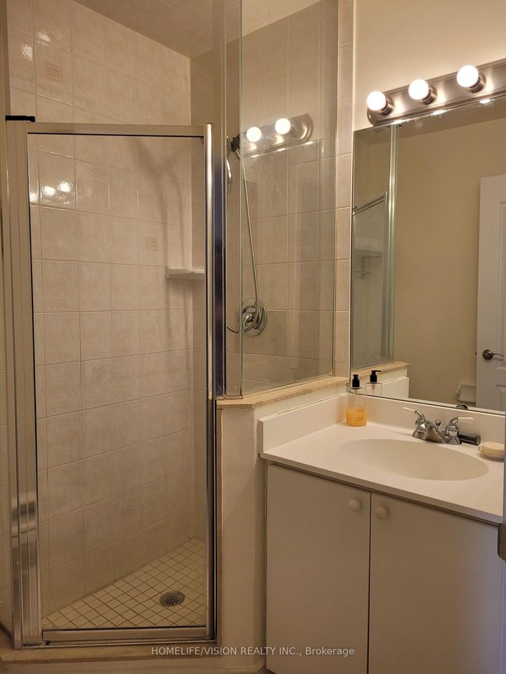 Photo 18 at 1229 - 28 Sommerset Way, Willowdale East, Toronto