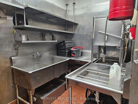 Photo 16 at G8 - 8 Glen Watford Drive, Malvern West, Toronto