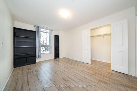 Photo 9 at 101 - 75 Norman Bethune Avenue, Beaver Creek Business Park, Richmond Hill