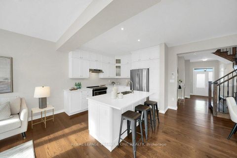 Photo 8 at 53 McMichael Avenue, Kleinburg, Vaughan