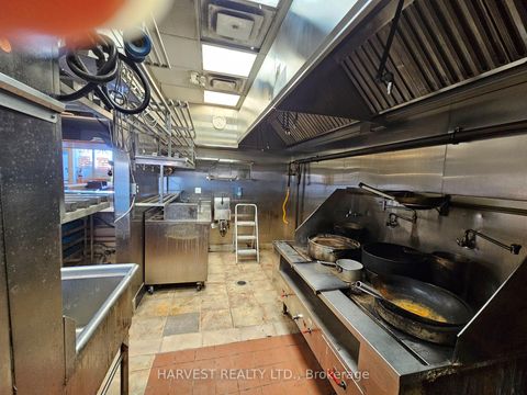 Photo 10 at G6 - 8 Glen Watford Drive, Malvern West, Toronto