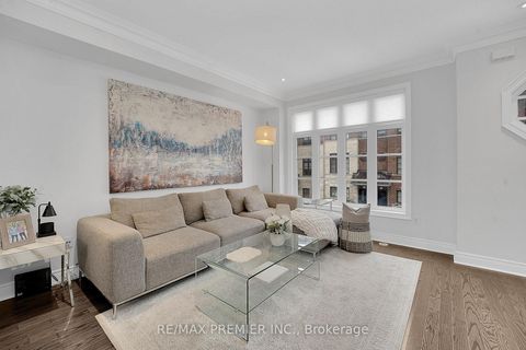 Photo 13 at 12 - 27 Powseland Crescent, West Woodbridge, Vaughan