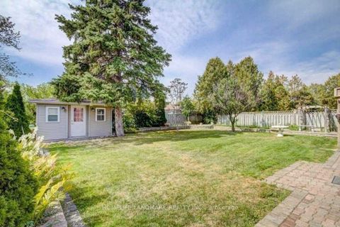 Photo 3 at 122 Verobeach Boulevard, Humbermede, Toronto