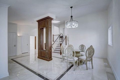 Photo 18 at 122 Verobeach Boulevard, Humbermede, Toronto