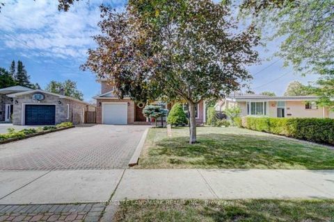 Photo 20 at 122 Verobeach Boulevard, Humbermede, Toronto