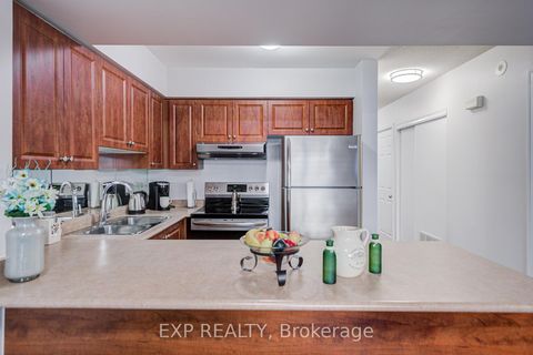 Photo 14 at 1036 - 55 George Appleton Way, CFB, Toronto