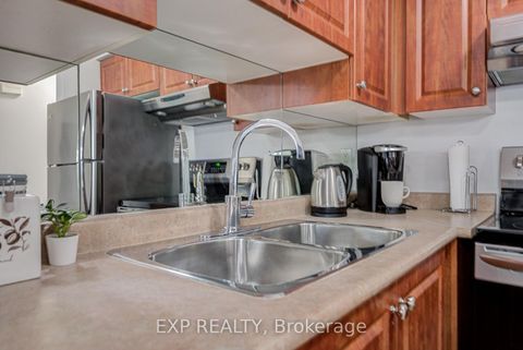 Photo 18 at 1036 - 55 George Appleton Way, CFB, Toronto