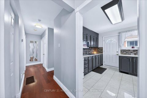 Photo 15 at 130 Rangoon Road, West Deane, Toronto