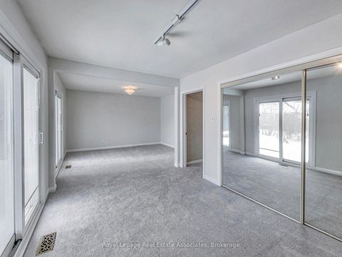 Photo 14 at 9 Beaverbrook Avenue, Rosethorn, Toronto