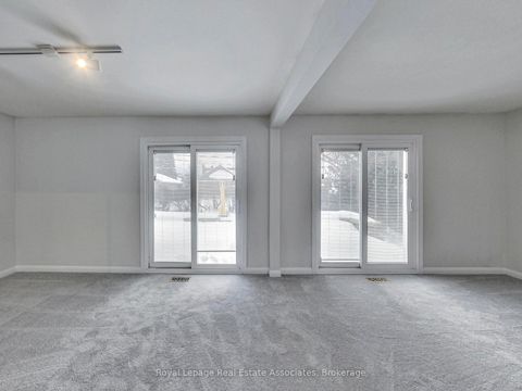 Photo 17 at 9 Beaverbrook Avenue, Rosethorn, Toronto