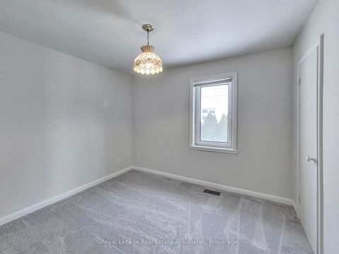 Photo 21 at 9 Beaverbrook Avenue, Rosethorn, Toronto