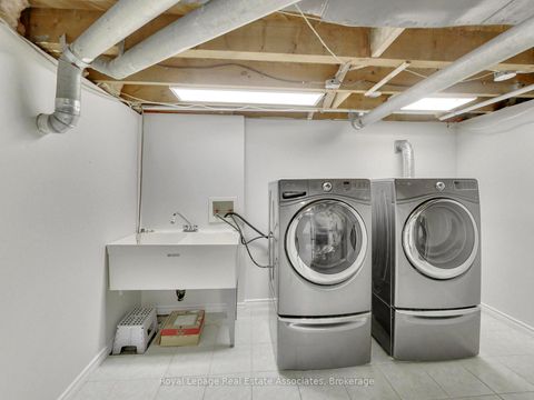 Photo 36 at 9 Beaverbrook Avenue, Rosethorn, Toronto