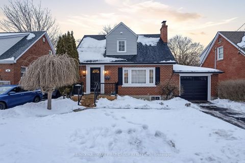 Photo 1 at 98 Sutherland Avenue, O'Neill, Oshawa